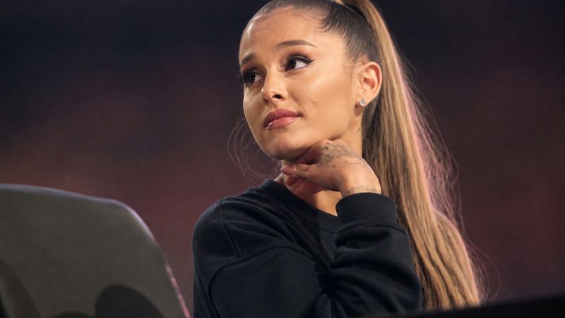 Ariana Grande defends public-life break after Chicago show