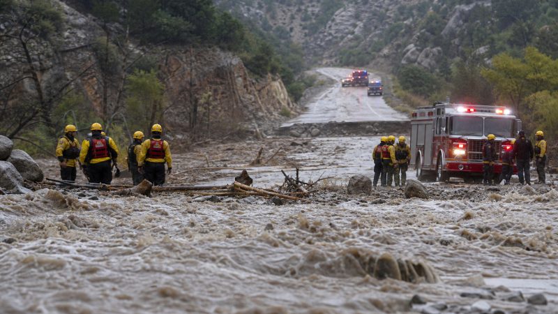 Utah flash flooding kills firefighter, family