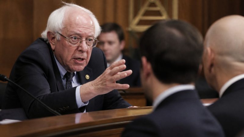 Sanders Presses AI CEOs to Hit Pause