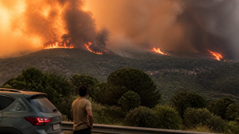 Spain Wildfire Returns as Heatwave Looms