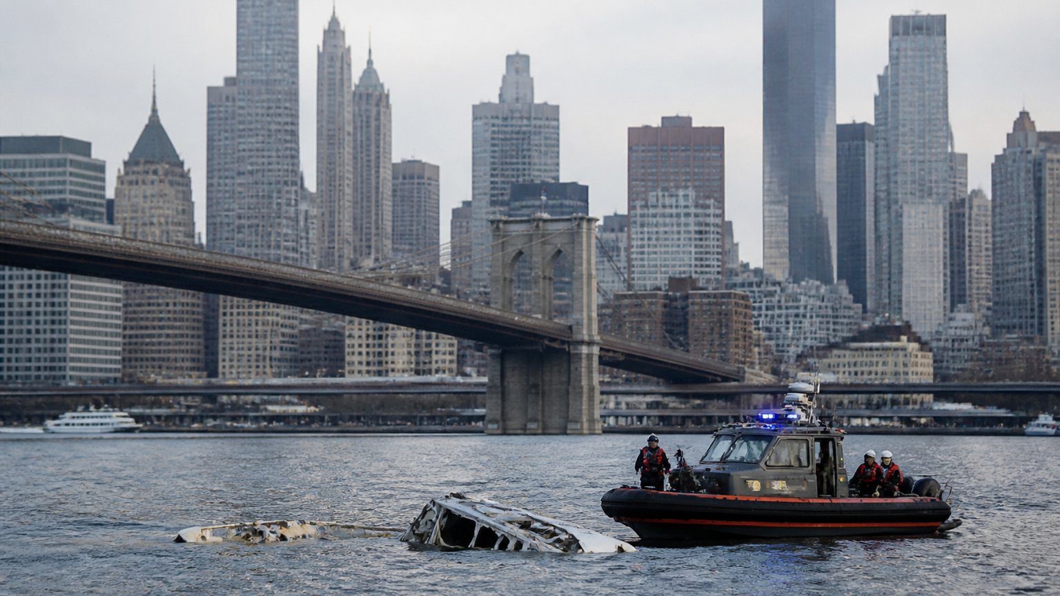 New York Harbor boat crash kills mom and baby